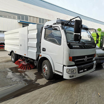 Dongfeng Duolika Road Sweeper Dust Tank Volume 5000L Water Tank