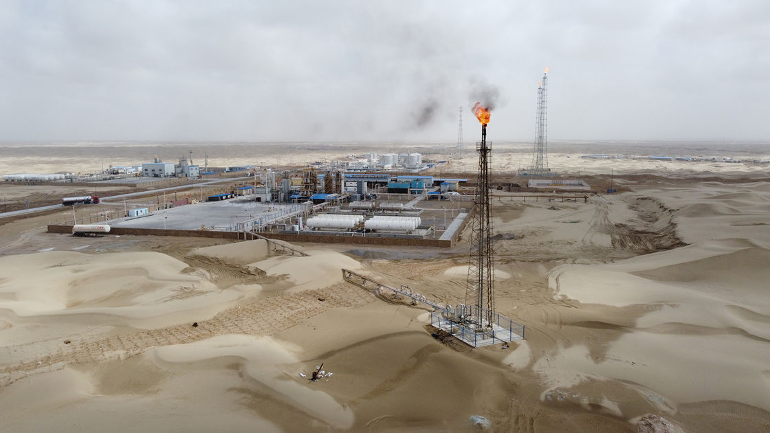 Versatile Heavy Oil Generator Set For Large Scale Industrial Power Plant With High Efficiency