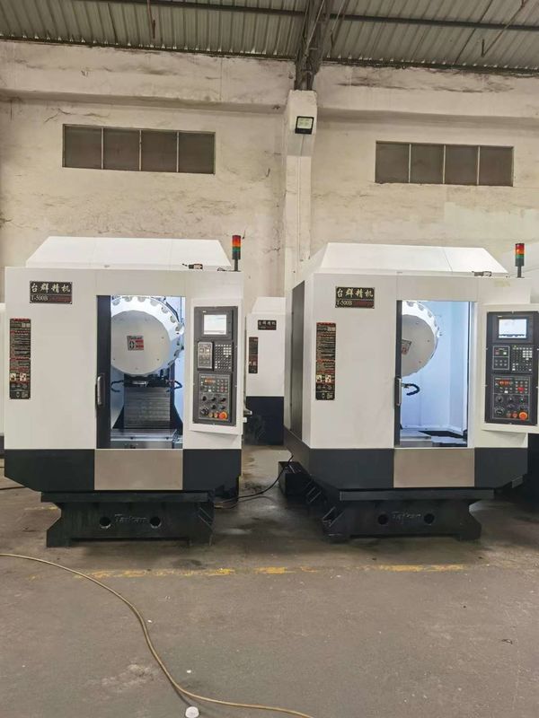 Factory Industrial CNC Machining Center Machine Good Condition Used Taiwan T500